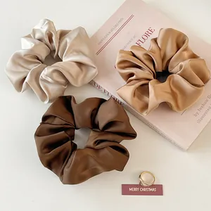 Lot de 3 chouchous élégants en satin de soie aux tons crème, champagne et marron café