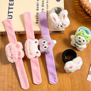 Süße Plüsch-Schnapparmbänder mit Motiven von Hase, Panda und Hund für Kinder