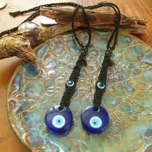Coffret de colliers Evil Eye fait main avec pendentif en verre bleu et cordon tissé