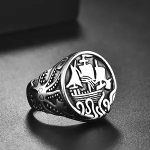 Anello con sigillo vintage in acciaio inossidabile con rilievo kraken e veliero