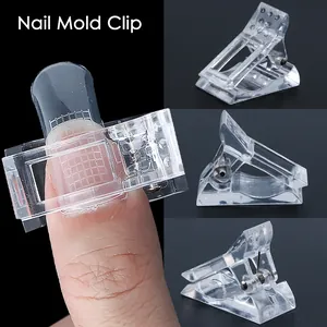 Clips transparents pour extension d'ongles polygel avec vue de produit à 4 angles