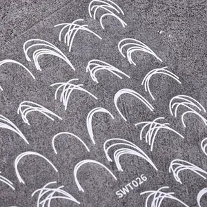 Stickers à ongles French manucure blancs avec motifs demi-lune, modèle SWT026