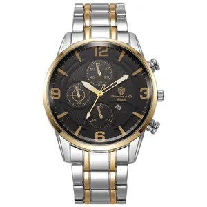 Montre homme quartz avec bracelet acier bicolore et cadran noir aux index dorés
