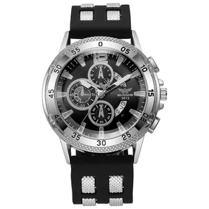 Montre sport à quartz pour homme avec boîtier argenté, cadran noir et bracelet silicone