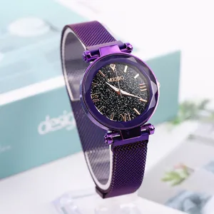 Montre à Quartz Mode pour Femmes Ciel Étoilé Avec Chiffres Romains Bracelet en Maille Milanaise Magnétique Boîtier en Alliage Élégant