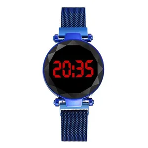Blauwe LED digitale horloge met magnetische Milanese band en gefacetteerd glas