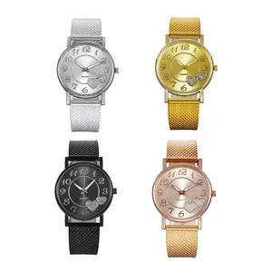 Set mit vier Quarzuhren mit Netzarmband und Herz-Zifferblatt in Gold, Silber, Roségold, Schwarz