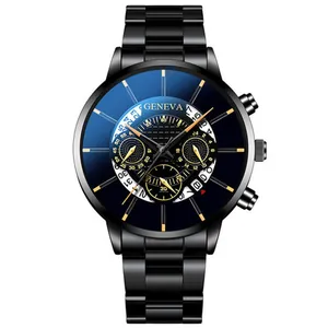 Montre homme noire avec cadran dégradé bleu et affichage de la date et calendrier