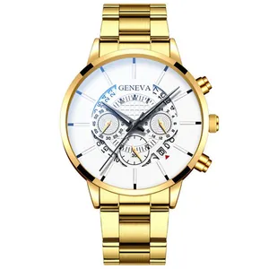 Gros plan d'une montre en acier doré avec cadran blanc, logo Geneva et trois sous-cadrans