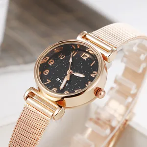 Orologio al quarzo da donna oro rosa con quadrante cielo stellato nero e cinturino mesh
