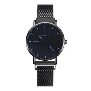 Montre à quartz Geneva pour homme avec bracelet milanais noir et index bleus
