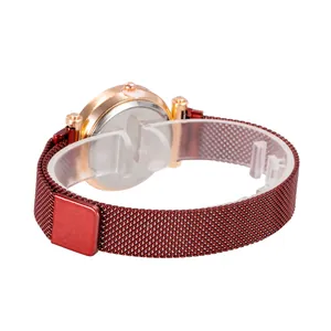 Orologio elegante in oro rosa con strass e cinturino magnetico bordeaux