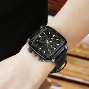 Κομψό μαύρο τετράγωνο γυναικείο ρολόι με δερμάτινο λουράκι και χρυσές ενδείξεις