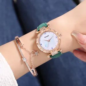 Coffret montre quartz femme et bracelet avec bracelet vert et boîtier diamant or rose