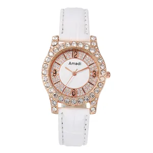 Elegante orologio da donna in pelle bianca con ghiera in diamanti oro rosa e Amadi
