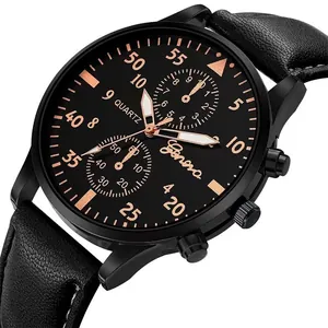 Gros plan détaillé d'une montre à quartz noire avec index or rose et bracelet cuir