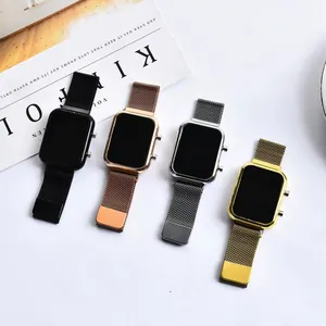 Quadratische LED-Elektronikuhren mit magnetischem Mailänder Netzband in vier Metallic-Farben