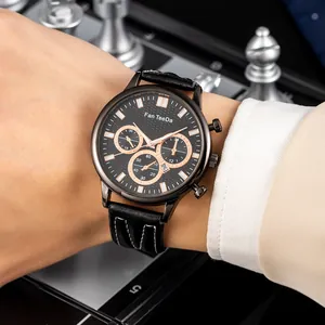 Orologio al Quarzo da Uomo Business Cinturino in Ecopelle Calendario Cassa in Lega Quadrante a Nido d'Ape