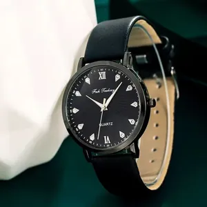 Montre à Quartz pour Femme avec Strass et Bracelet en Similicuir Grand Cadran Chiffres Romains Simple Casual Montre Analogique Cadeau