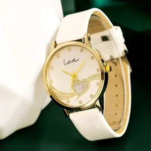 Montre quartz pour femme avec bracelet en cuir blanc et cadran avec cristaux en cœur