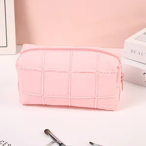 Large Capacity Quilted Polyester Makeup Bag Women Portable Travel Toiletry Organizer Zipper Macaron Solid Color Cosmetic Case