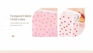 Detail of pink heart pattern cosmetic bag with high-quality zipper and handle