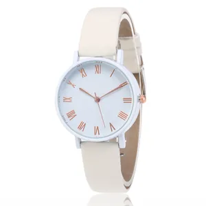 Montre à quartz minimaliste pour femme avec cadran blanc et bracelet en cuir crème
