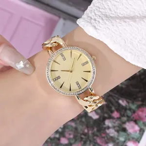 Montre de Luxe pour Femme avec Grand Cadran Strass Mode Alliage Gourmette Bracelet Montre à Quartz Bijoux Élégants Cadeau