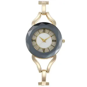Elegante goldene Quarzuhr für Damen mit funkelndem Zifferblatt und Metallarmband