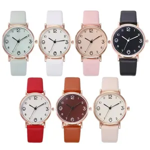 Ensemble de montres à quartz minimalistes pour femmes avec bracelets cuir multicolores