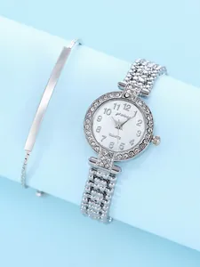 Elegante orologio al quarzo argento con lunetta in strass e set di bracciali rigidi