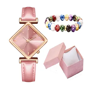 Rosafarbene Damenarmbanduhr mit Rautenblatt und buntem Perlenarmband in Geschenkbox
