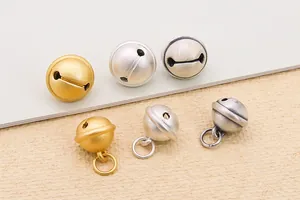 Detail von matten S999-Silberglocken in Gold und Silber für DIY-Schmuckherstellung