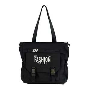Sac fourre-tout noir en toile avec poches à boucle et imprimé Go Bag Fashion Youth