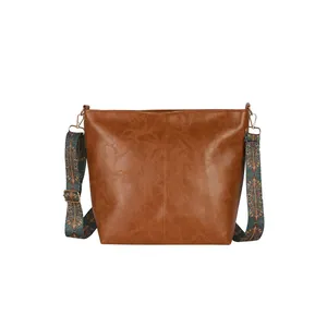 Vintage brown large capacity tote bag with adjustable geometric wide shoulder strap