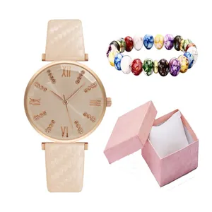 Orologio da donna oro rosa con set di bracciali di perline in una confezione regalo rosa