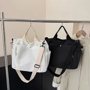 Sac Fourre-Tout en Nylon de Grande Capacité pour Femmes Minimaliste Multi-Poches Sac à Bandoulière Casual Navettage Main