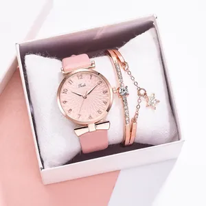 Coffret Montre à Quartz et Bracelet Mode Femme Boîtier Alliage Or Rose Bracelet Cuir PU Pendentif Étoile Strass Bijoux