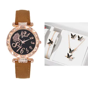 Damen-Quarzuhr mit Strass-Lünette, braunem Armband und passendem Schmetterlings-Schmuckset