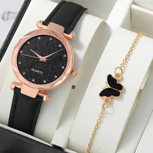 Orologio al quarzo da donna con quadrante a cielo stellato nero e bracciale farfalla