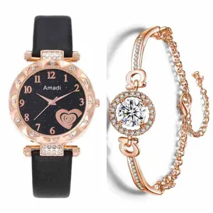 Montre et Bracelet de Mode pour Femmes Avec Cadran Cœur Ciel Étoilé Boîtier en Alliage Strass Bracelet en Cuir PU Montre à Quartz Élégante