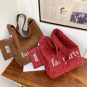 Cord-Shopper-Taschen-Set mit Buchstaben-Aufdruck und passender Geldbörse in Braun und Rot