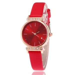 Montre à Quartz de Mode pour Femmes Bracelet en Similicuir Ornement de Strass Boîtier en Alliage Or Rose Cadran Minimaliste