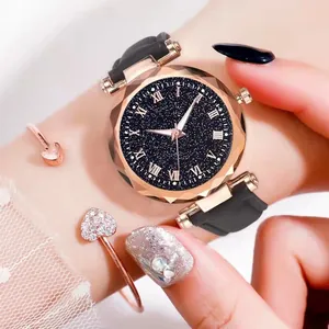 Montre cadran étoilé avec boîtier or rose et bracelets cœur en cristal assortis