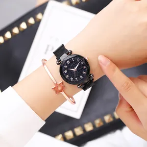 Montre à quartz avec cadran ciel étoilé, bracelet milanais aimanté et bracelet étoile assorti