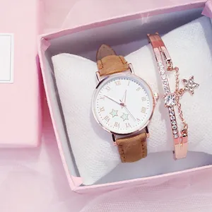 Coffret cadeau montre femme avec cadran à étoiles et bracelet à pendentif étoile