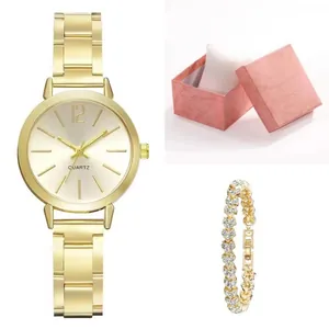 Damen Quarzuhr und Herz-Tennisarmband Set in einer rosa strukturierten Geschenkbox