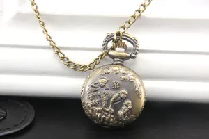 Rilievo dettagliato di scimmia su cassa di orologio da taschino in bronzo antico