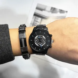 Coffret montre homme en acier noir avec bracelet tressé pour style chic et décontracté