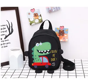 Schwarzer Kleinkind-Rucksack mit grünem Dinosaurier-Cartoon und verstellbaren Riemen